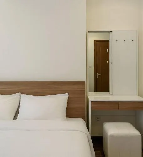 Landmark Leasing 1Br Apartment