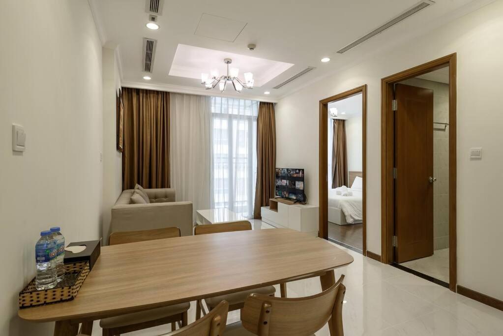 Landmark Leasing 1br *